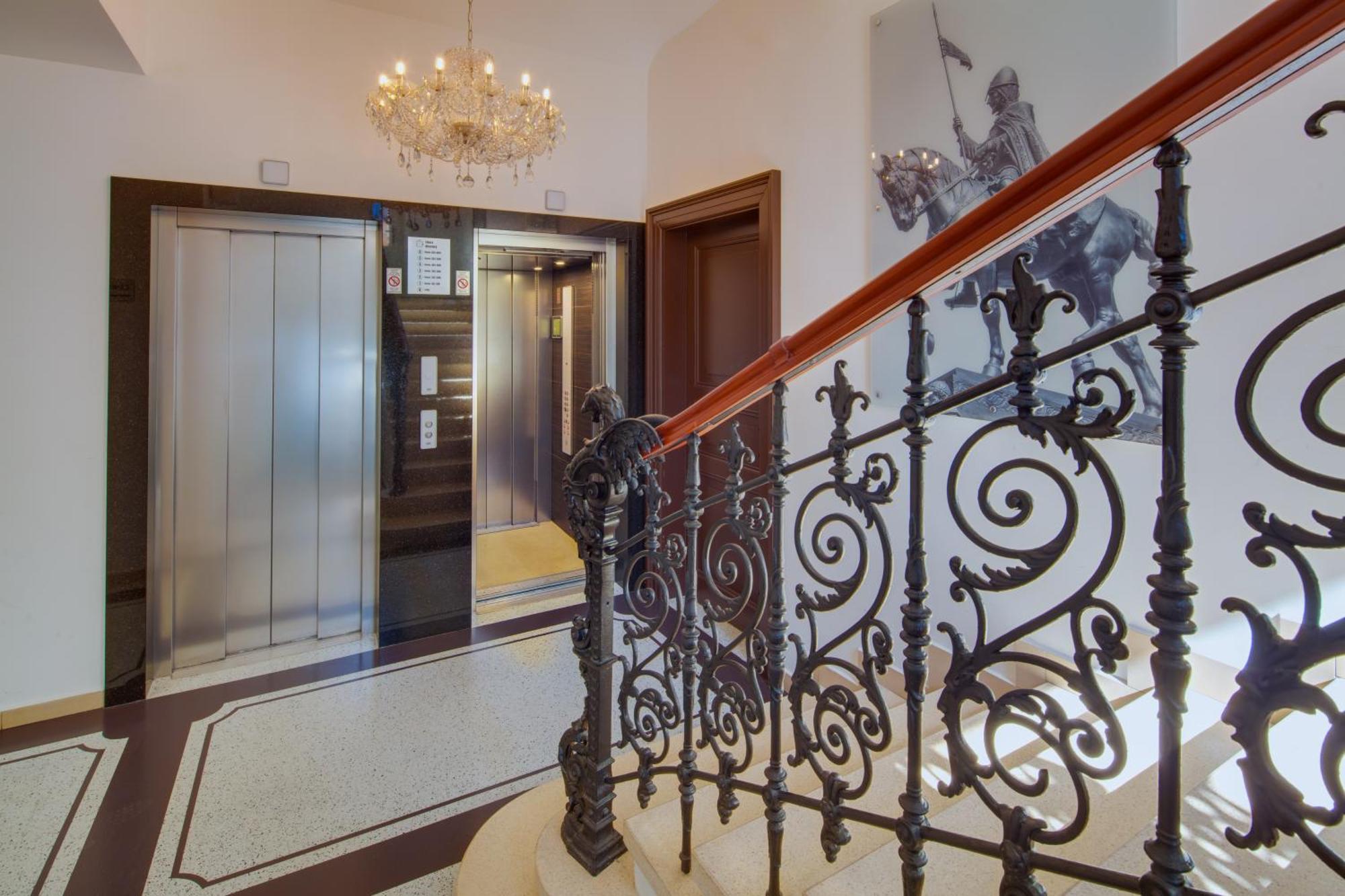 Wenceslas Hotel & Apartments — Foto 1